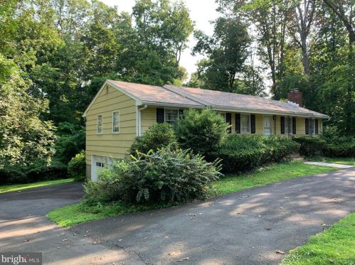 90 Woodside Ln, Princeton NJ  08540-5426 exterior