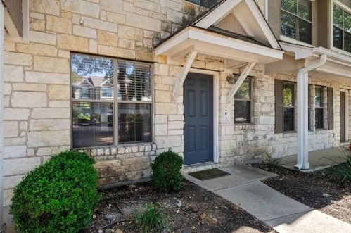 401 Buttercup Creek Blvd, Cedar Park, TX 78613-4164