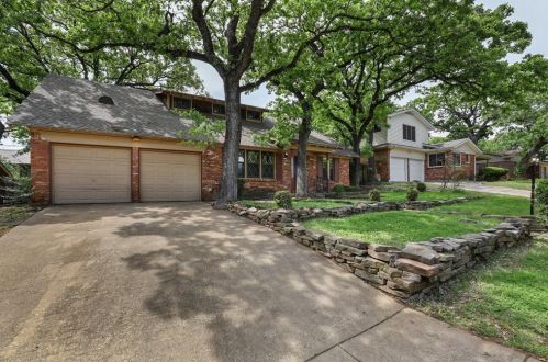 7240 Hightower St, Fort Worth, TX 76112-5811