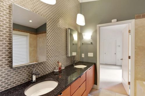 2109 Heritage Dr, Atlanta GA  30345-3532 exterior