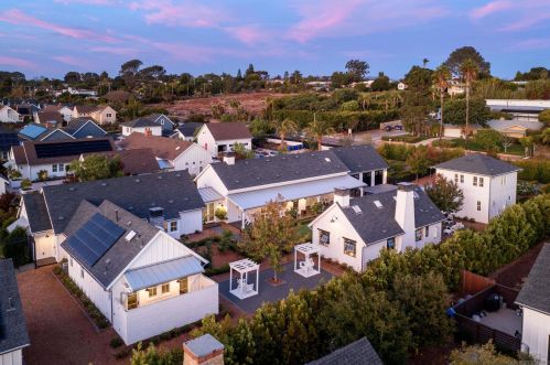 1314 Lake Dr, Encinitas, CA 92024-5267
