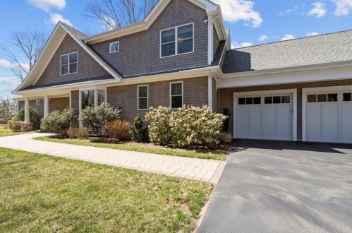 50 Harwood Rd, Warwick, RI 02818-4023