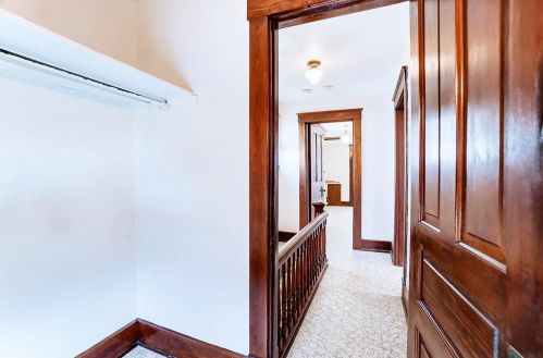 1216 Carson Ave, Cincinnati OH  45215-3122 exterior