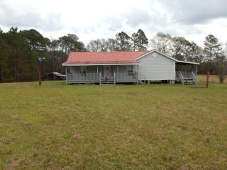 1290 Norris Rd, Surrency, GA 31563-2573