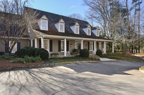 1774 Garraux Pl, Atlanta, GA 30327-2449