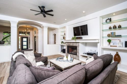 1713 Coyote Rdg, Carrollton TX 75010-3248 exterior