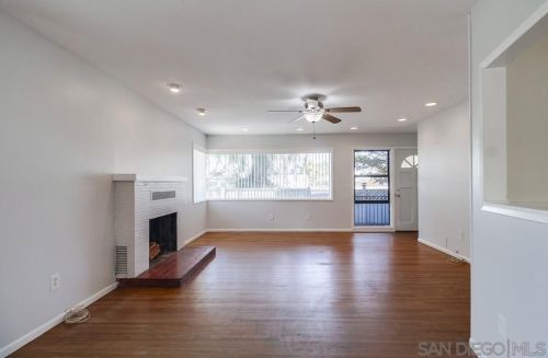 1414 4th St, San Diego, CA 92118-1906