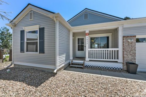 5032 Helena St, Denver CO  80239-5604 exterior