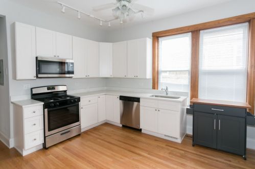 2615 Rice St, Chicago, IL 60622-4673