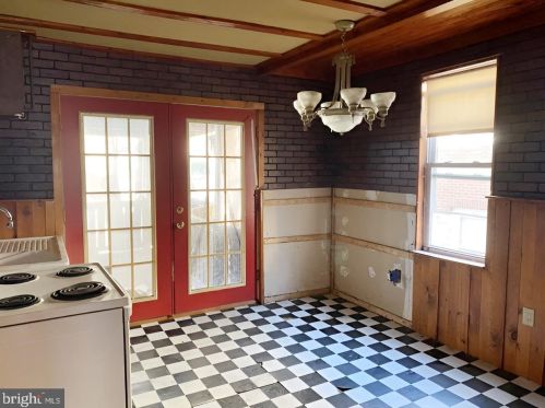 446 Norwegian St, Primrose PA 17901-3864 exterior