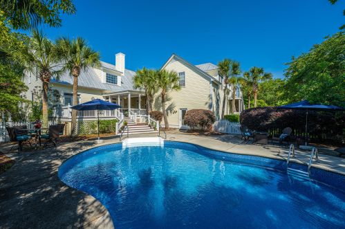2205 Hartfords Bluff Cir, Mount Pleasant, SC 29466-8637