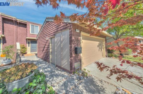 138 Thistle Way, Pacheco, CA 94553-5810