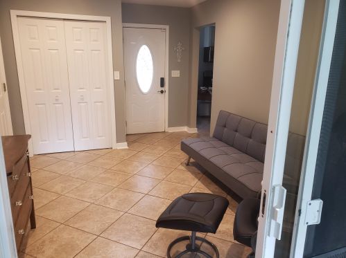 1842 Ide St, Saint Paul, MN 55109-4520