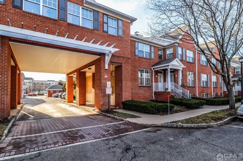 49 Franklin School Way, Metuchen, NJ 08840-1859
