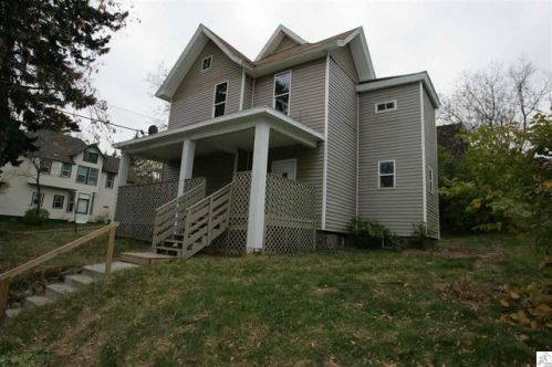 231 3rd St, Duluth, MN 55805-1856