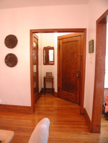 4612 Leavitt St, Chicago, IL 60625-1526