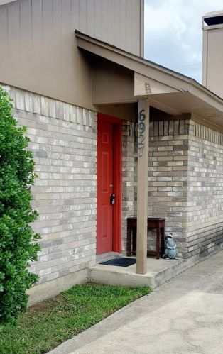 6925 Sierra Dr, Fort Worth TX 76116-3915 exterior