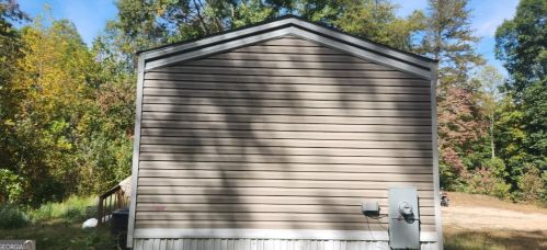 196 Hicks Trl, Toccoa, GA 30577-7286