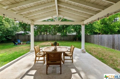 12215 Arrowwood Dr, Austin TX  78727-5803 exterior