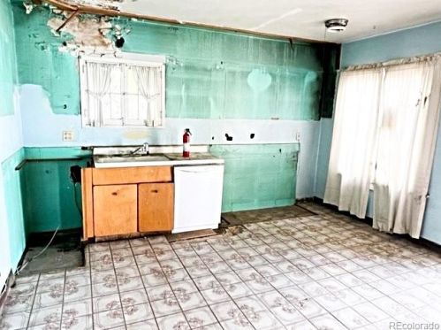 4527 Lincoln St, Englewood CO 80113-4638 exterior