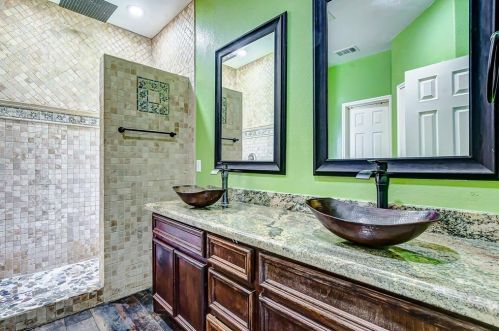 11028 San Jacinto Dr, Morgans Point TX 77571-9533 exterior