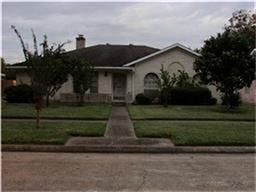 9402 Sharpview Dr, Houston TX  77036-5224 exterior