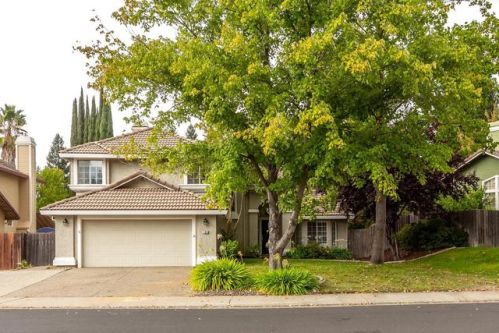 105 Thoreau Ln, Folsom, CA 95630-6523