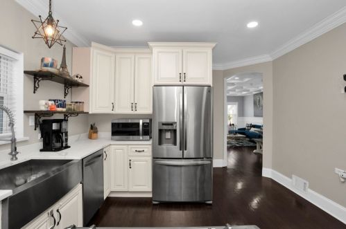 2740 Highland Ave, Forest View IL  60402-2718 exterior