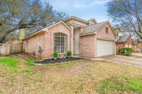 9301 Bradner Dr, Austin TX  78748-5023 exterior