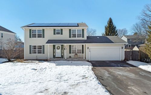 1034 Autumn Dr, Antioch, IL 60002-2411