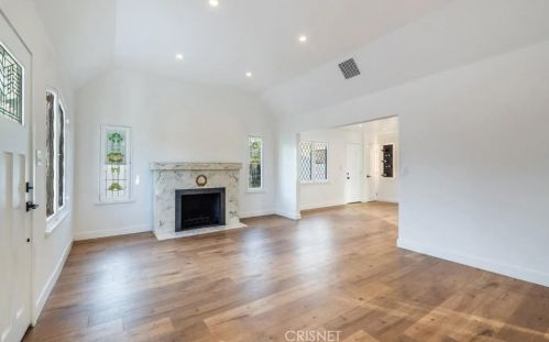 3047 Prospect Ave, Glendale CA  91214-3425 exterior