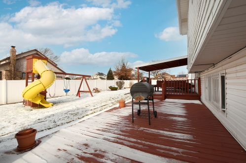 302 Wheatfield Rd, Matteson IL  60443-1300 exterior