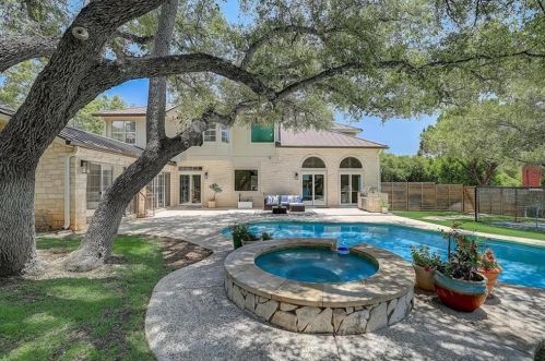 3112 Barton Pt Dr, Austin TX  78733-6345 exterior