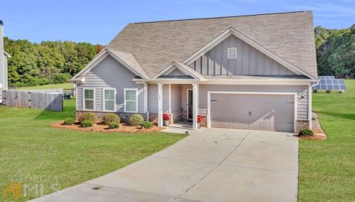 1224 Foster Rd, Statham, GA 30666-2302