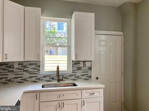 1252 24 St, Philadelphia PA  19130-1914 exterior