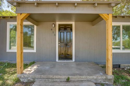 810 Meadow Park Dr, Fort Worth TX  76108-2808 exterior