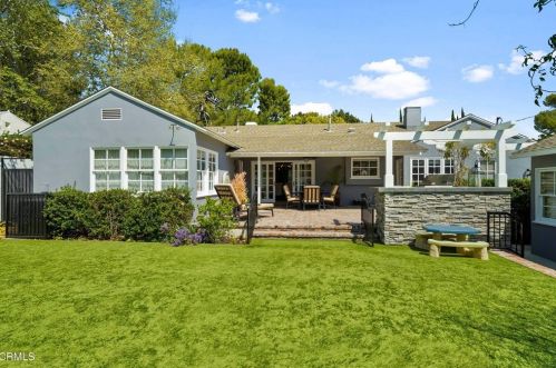 1428 Andenes Dr, Glendale CA  91208-1911 exterior