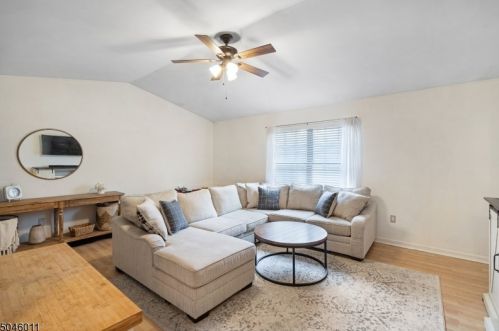 608 Porter Way, Bridgewater, NJ 08807-3541