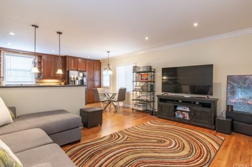 17520 Patronella Ave, Torrance, CA 90504-3412