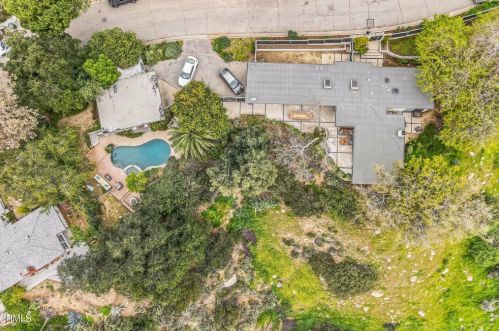 4554 Rising Hill Rd, Altadena, CA 91001-3746