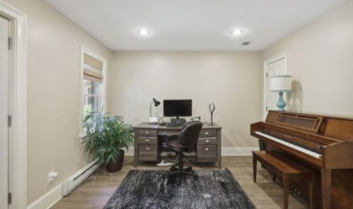 1520 Markan Dr, Atlanta GA  30306-2226 exterior