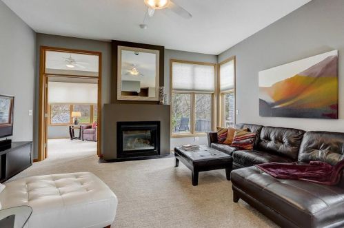 4662 Aspen Ridge Cir, Saint Paul, MN 55122-4603