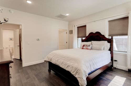 3501 6th St, Fort Worth TX  76107-2735 exterior