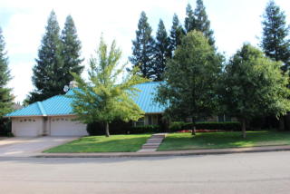 755 Sunriver Ln, Redding, CA 96001-0167
