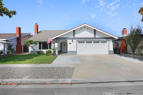 107 Beth Cir, Anaheim, CA 92806-3829
