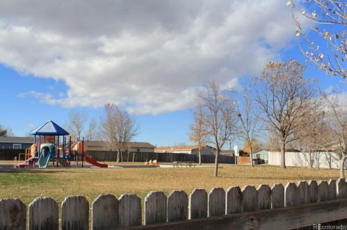 215 Valdai St, Denver CO  80603-5770 exterior