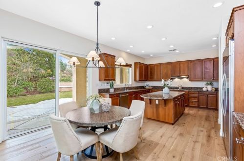 16849 Ridge Cliff Dr, Riverside CA  92503-0251 exterior