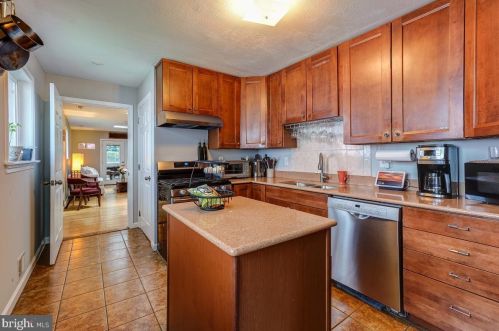 6510 Allegheny Ave, Silver Spring MD 20912-4678 exterior