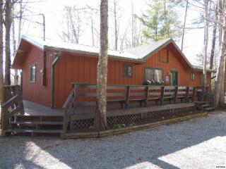 452 Bradley Rd, Pigeon Forge, TN 37876-9500