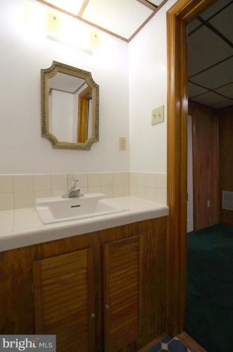 7319 Glendower Ct, Springfield VA  22153-1115 exterior